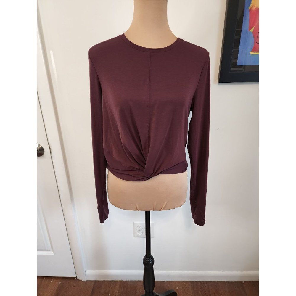 Athleta Twist Knot Tee in Small, with Thumb Holes